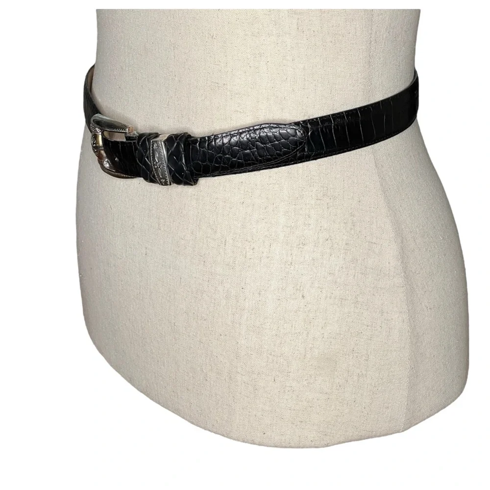 Leather Mock Croc Embossed Black Belt with Silvertone Etched Buckle SZ L